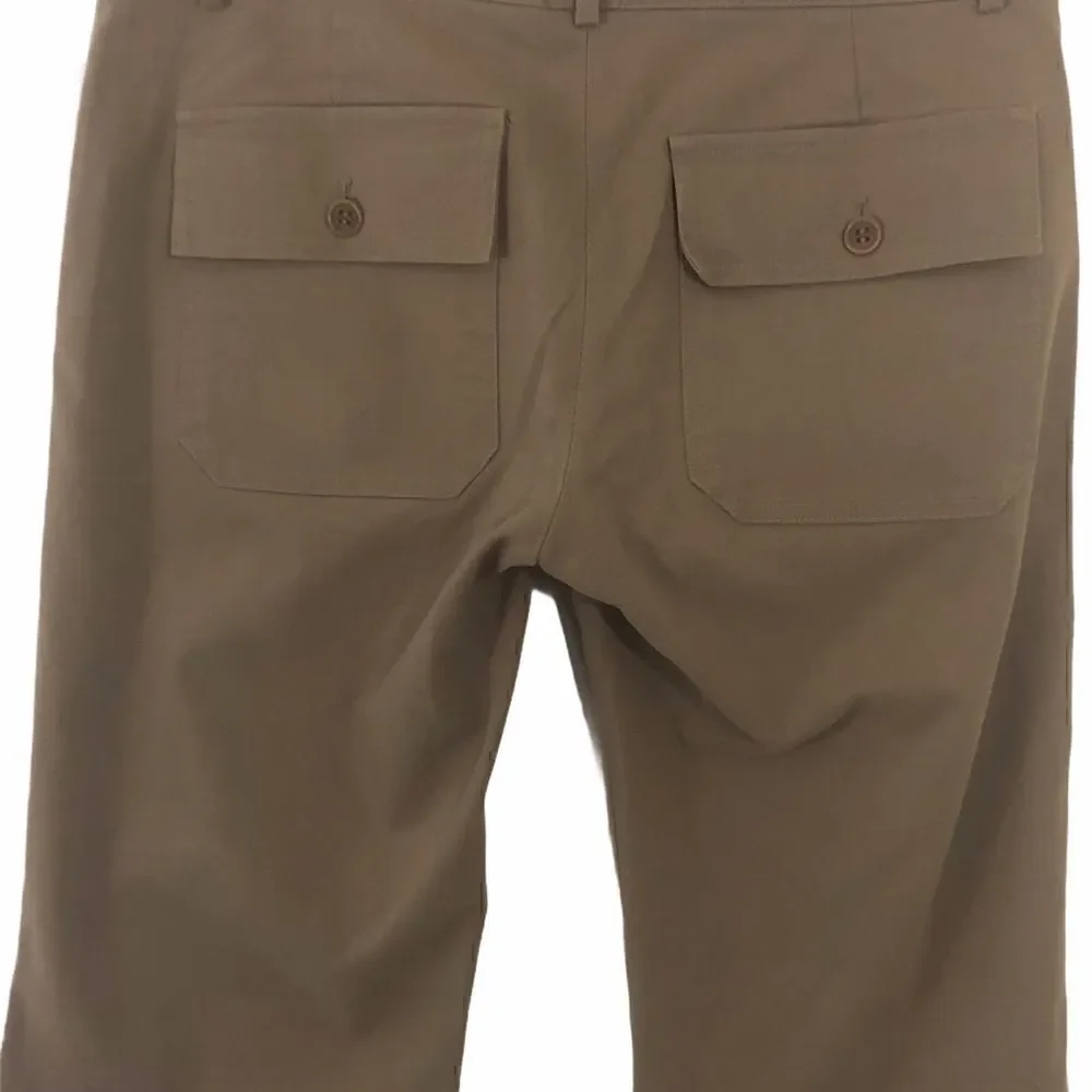 Women’s Classic Flat Front Theory Khaki Shorts 6